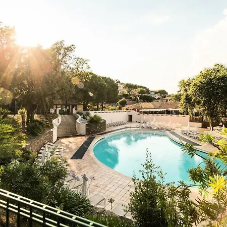 Апартаменты Les Bastides Aux Restanques Du Golfe De St Tropez - Maeva - Bastide 4 Pieces 8 Personnes Belle Vue - Prestige - Super Mae-4242 Гримо
