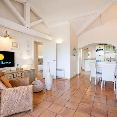 Les Bastides Aux Restanques Du Golfe De St Tropez - Maeva - Bastide 4 Pieces 8 Personnes Belle Vue - Prestige - Super Mae-4242 *