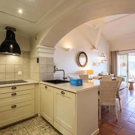 Les Bastides Aux Restanques Du Golfe De St Tropez - Maeva - Bastide 4 Pieces 8 Personnes Belle Vue - Prestige - Super Mae-4242 *